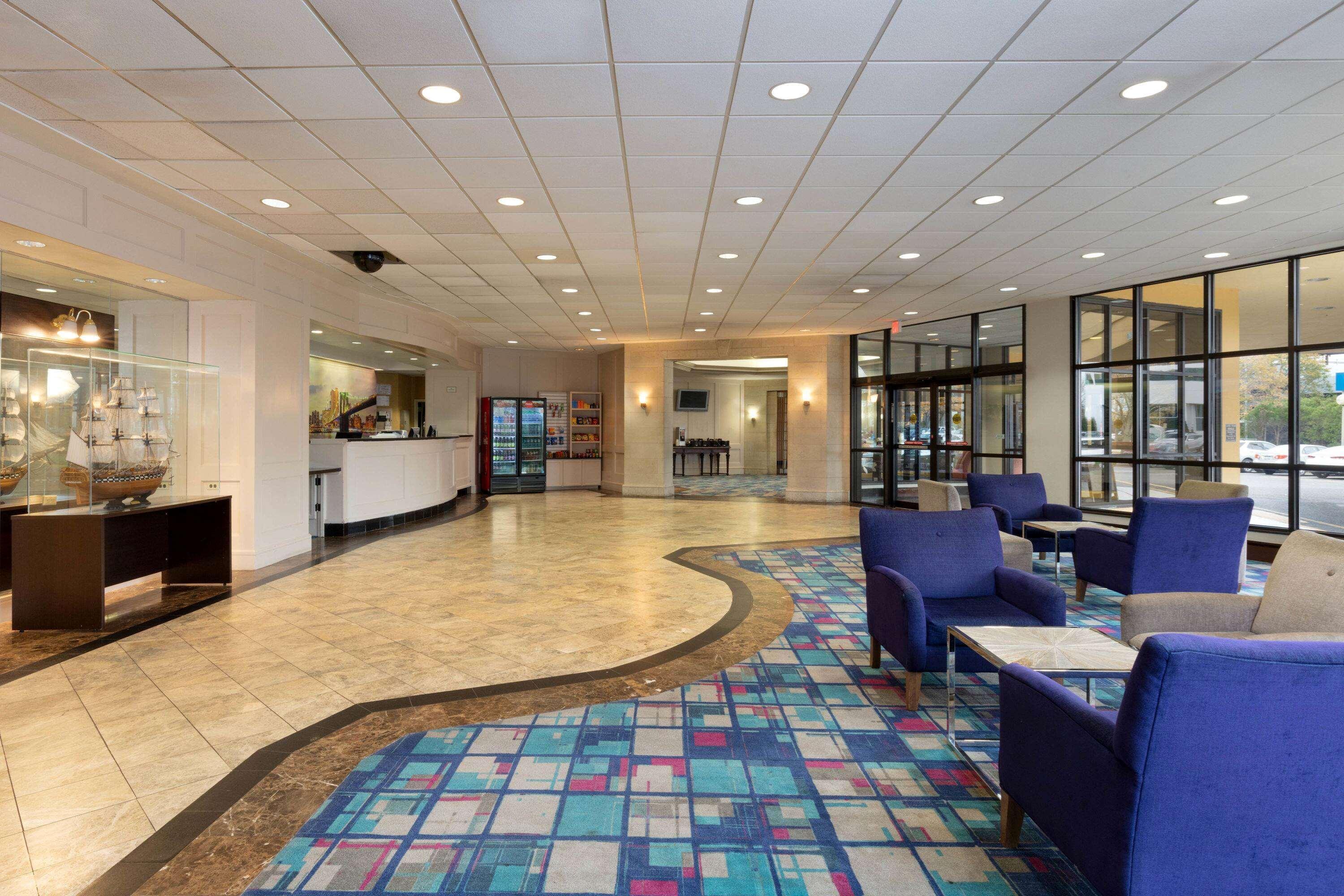La Quinta By Wyndham Secaucus Meadowlands Hotel Exterior foto