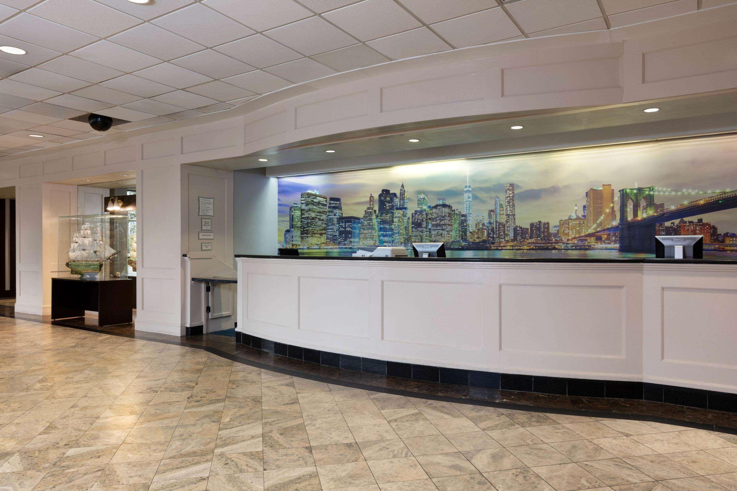 La Quinta By Wyndham Secaucus Meadowlands Hotel Exterior foto