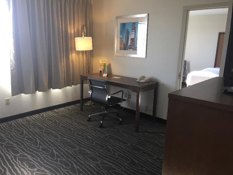 La Quinta By Wyndham Secaucus Meadowlands Hotel Exterior foto